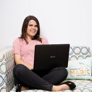 Meet your Posher, Denise